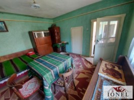 vanzare-casa-cu-4000-mp-teren-in-comuna-berghin-2