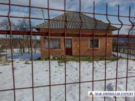casa-3-camere-teren-395-mp-de-vanzare-in-aninoasa-arges-ideala-pentru-locuinta-de-familie