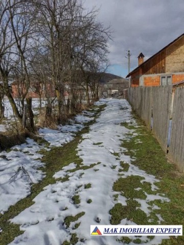 casa-3-camere-teren-395-mp-de-vanzare-in-aninoasa-arges-ideala-pentru-locuinta-de-familie-6