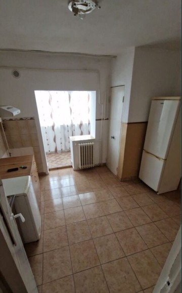 de-vanzare-apartament-cu-2-camere-decomandat-zona-parcul-curcubeului-2