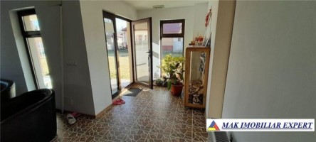 vilapensiune-cu-5-camere-si-teren-de-1000-mp-de-vanzare-in-balilesti-arges-ideala-pentru-afaceri-turistice-5