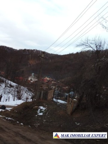 teren-intravilan-5000-mp-cu-constructie-de-vanzare-in-berevoiesti-ideal-pentru-dezvoltari-rezidentiale-sau-comerciale-3