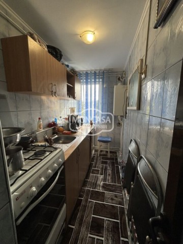 apartament-2-camere-zona-sucevei-cu-imbunatatiri-17