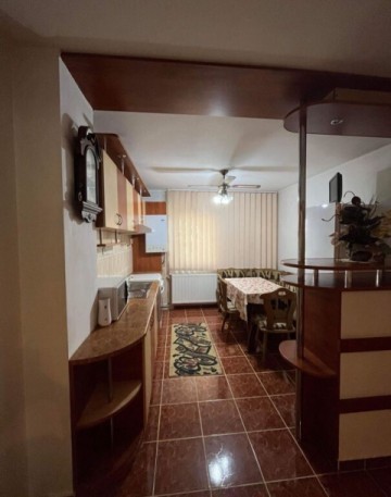 de-vanzare-apartament-cu-3-camere-etaj-1-4