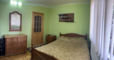 de-vanzare-apartament-cu-3-camere-etaj-1-5