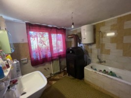 de-vanzare-casa-cu-teren-in-baiceni-9