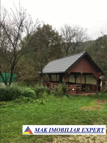 pensiune-in-functiune-cu-9-camere-teren-de-1800-mp-si-suprafata-construita-de-700-mp-de-vanzare-in-poienile-valsanului-bradulet-arges-ideala-pentru-investitie-turistica-7