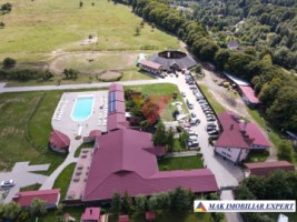 complex-pensiune-cu-20-camere-cu-cabanute-din-lemn-pe-un-teren-de-2-ha-de-vanzare-in-porumbacu-de-jos-sibiu-ideal-pentru-afacere-turistica-1
