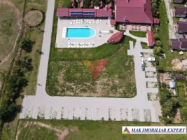 complex-pensiune-cu-20-camere-cu-cabanute-din-lemn-pe-un-teren-de-2-ha-de-vanzare-in-porumbacu-de-jos-sibiu-ideal-pentru-afacere-turistica-3