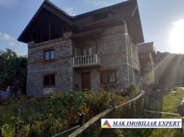 vila-cu-5-camere-si-teren-de-502-mp-de-vanzare-in-bughea-de-jos-ideala-pentru-locuinta-de-familie-1