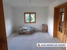 vila-cu-5-camere-si-teren-de-502-mp-de-vanzare-in-bughea-de-jos-ideala-pentru-locuinta-de-familie-5