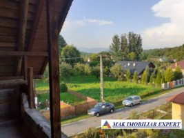 vila-cu-5-camere-si-teren-de-502-mp-de-vanzare-in-bughea-de-jos-ideala-pentru-locuinta-de-familie-18