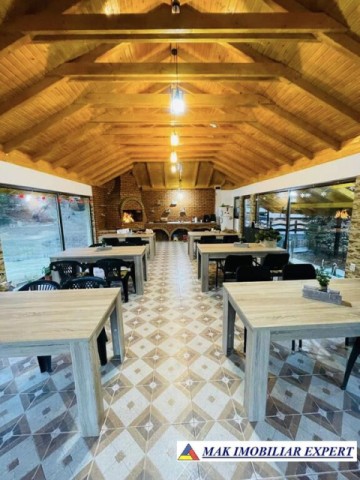 domeniu-cu-2-pensiuni-20-camere-si-10-ha-teren-de-vanzare-in-dealul-sasului-dambovicioara-potential-turistic-exceptional-3