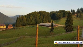 domeniu-cu-2-pensiuni-20-camere-si-10-ha-teren-de-vanzare-in-dealul-sasului-dambovicioara-potential-turistic-exceptional-27