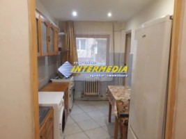 apartament-cu-2-camere-decomandat-de-vanzare-cetate-bulevard-1