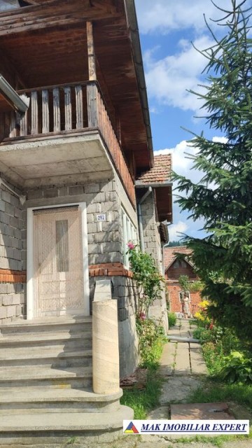 vila-5-camere-cu-teren-500-mp-cabana-voina-leresti-arges-3