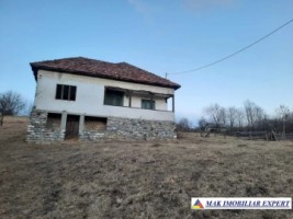 vand-teren-intravilan-3300-mp-cu-casa-in-candesti-albestii-de-muscel-arges