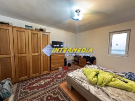 vanzare-casa-cu-3-camere-alba-iulia-zona-hcc-la-asfalt-si-1176-mp-teren-4