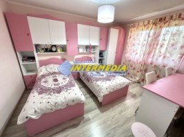 casa-noua-in-cetate-finisata-complet-pozitie-foarte-buna-18