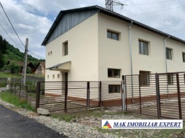 vila-cu-12-camere-si-teren-1000-mp-de-vanzare-rucar-arges
