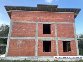 vand-vila-noua-cu-5-camere-si-teren-de-1000-mp-stalpeni-arges-ideala-pentru-resedinta-de-familie-sau-casa-de-vacanta-5