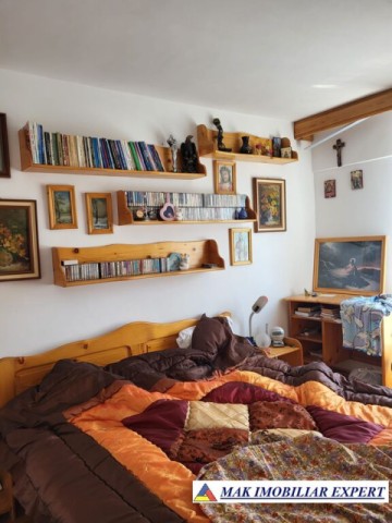 apartament-4-camere-confort-1-etaj-24-in-campulung-muscel-spatiu-generos-si-confortabil-pentru-viata-de-familie-2