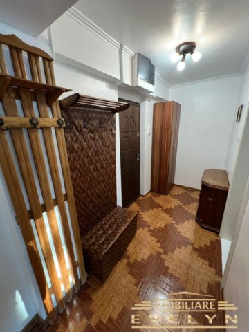 de-inchiriat-apartament-cu-o-camera-zona-piata-mare-restaurant-miorita-pret-250-euro-5