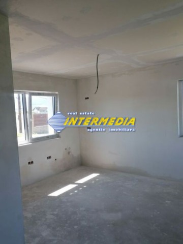 casa-noua-de-vanzare-in-alba-iulia-3-camere-teren-aferent-450-mp-2