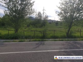 teren-extravilan-de-15-ha-cu-deschidere-de-120-m-la-dn-73-valea-mare-pravat-arges-2