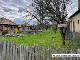 vand-teren-intravilan-1300-mp-calea-pietroasa-campulung-muscel-arges-4