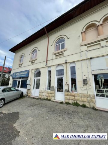 motel-20-camere-teren-350-mp-de-vanzare-centru-campulung-muscel-arges-1