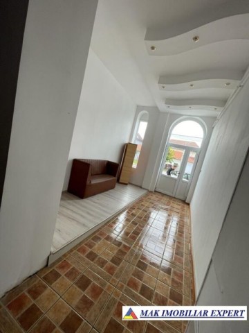 motel-20-camere-teren-350-mp-de-vanzare-centru-campulung-muscel-arges-4