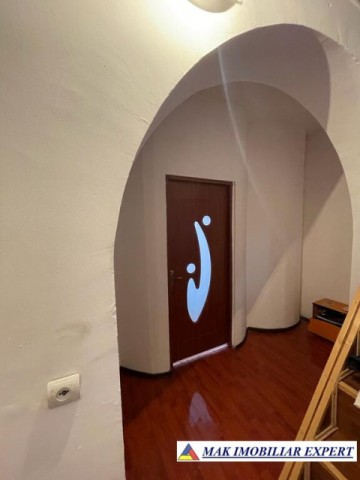 motel-20-camere-teren-350-mp-de-vanzare-centru-campulung-muscel-arges-24