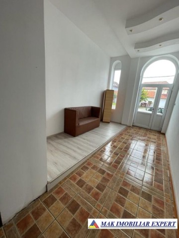 motel-20-camere-teren-350-mp-de-vanzare-centru-campulung-muscel-arges-28