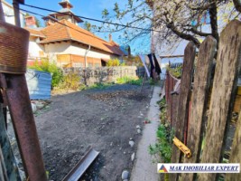 casa-4-camere-cu-teren-360-mp-de-vanzare-in-centru-campulung-muscel-arges-2