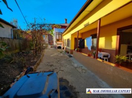 casa-4-camere-cu-teren-360-mp-de-vanzare-in-centru-campulung-muscel-arges-4