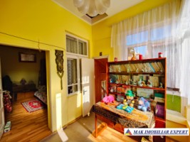casa-4-camere-cu-teren-360-mp-de-vanzare-in-centru-campulung-muscel-arges-11