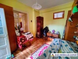 casa-4-camere-cu-teren-360-mp-de-vanzare-in-centru-campulung-muscel-arges-12