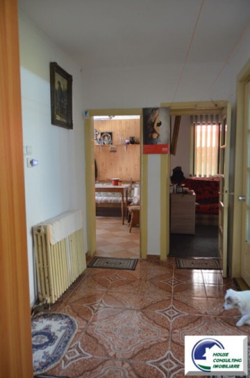 pensiune-situata-in-busteni-central-10-camere-cu-10-bai-25