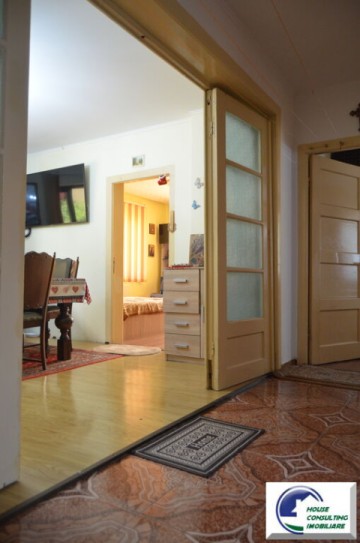 pensiune-situata-in-busteni-central-10-camere-cu-10-bai-19