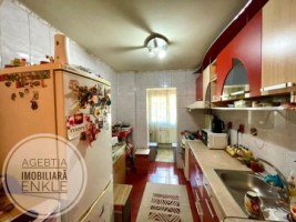 de-vanzare-apartament-cu-2-camere-etaj-2-zona-bucovina-2