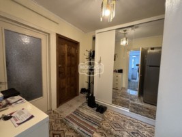 apartament-2-camere-zona-bulevard-prieteniei-decomandat-3