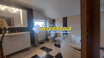 casa-cu-garaj-pe-finisata-si-mobilata-complet-in-cetate-alba-iulia-21