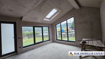 vila-10-camere-teren-916-mp-de-vanzare-in-rucar-arges-19