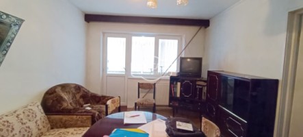 chirie-apartament-2-camere-zona-donici-etaj-4-cu-sarpanta-6