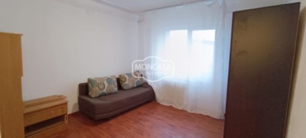 chirie-apartament-2-camere-zona-donici-etaj-4-cu-sarpanta-4
