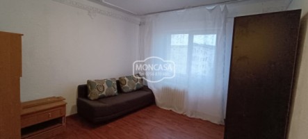chirie-apartament-2-camere-zona-donici-etaj-4-cu-sarpanta-3
