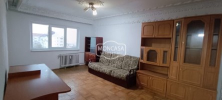 chirie-apartament-2-camere-zona-donici-etaj-4-cu-sarpanta-8