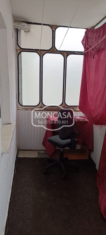 chirie-apartament-2-camere-zona-donici-etaj-4-cu-sarpanta-10