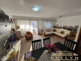 apartament-4-camere-transformat-in-3-etaj-3-zona-piata-mare-1